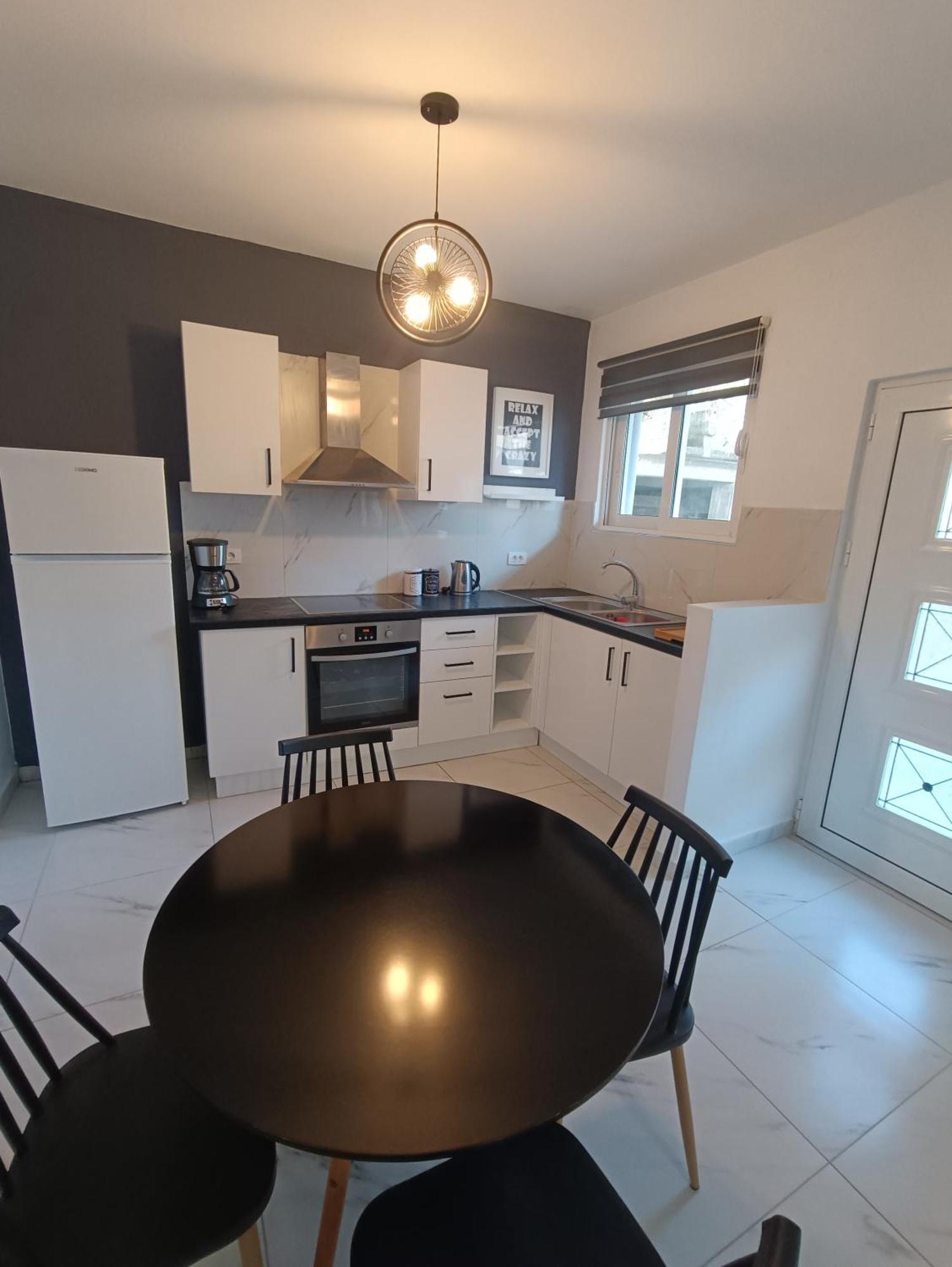 Alexander Apartments Спартия Экстерьер фото